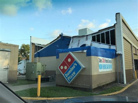 Dominos lafayette la - Maurice, LA 70555 337-893-4334. Hours Today 10:30 am to 12:00 am ... Domino's Lafayette pizza deals help you save money, and thoughtful delivery drivers make sure your meal hits your doorstep when and how you expect it. Need a little pizza inspiration before calling for pizza delivery near 70501? ...